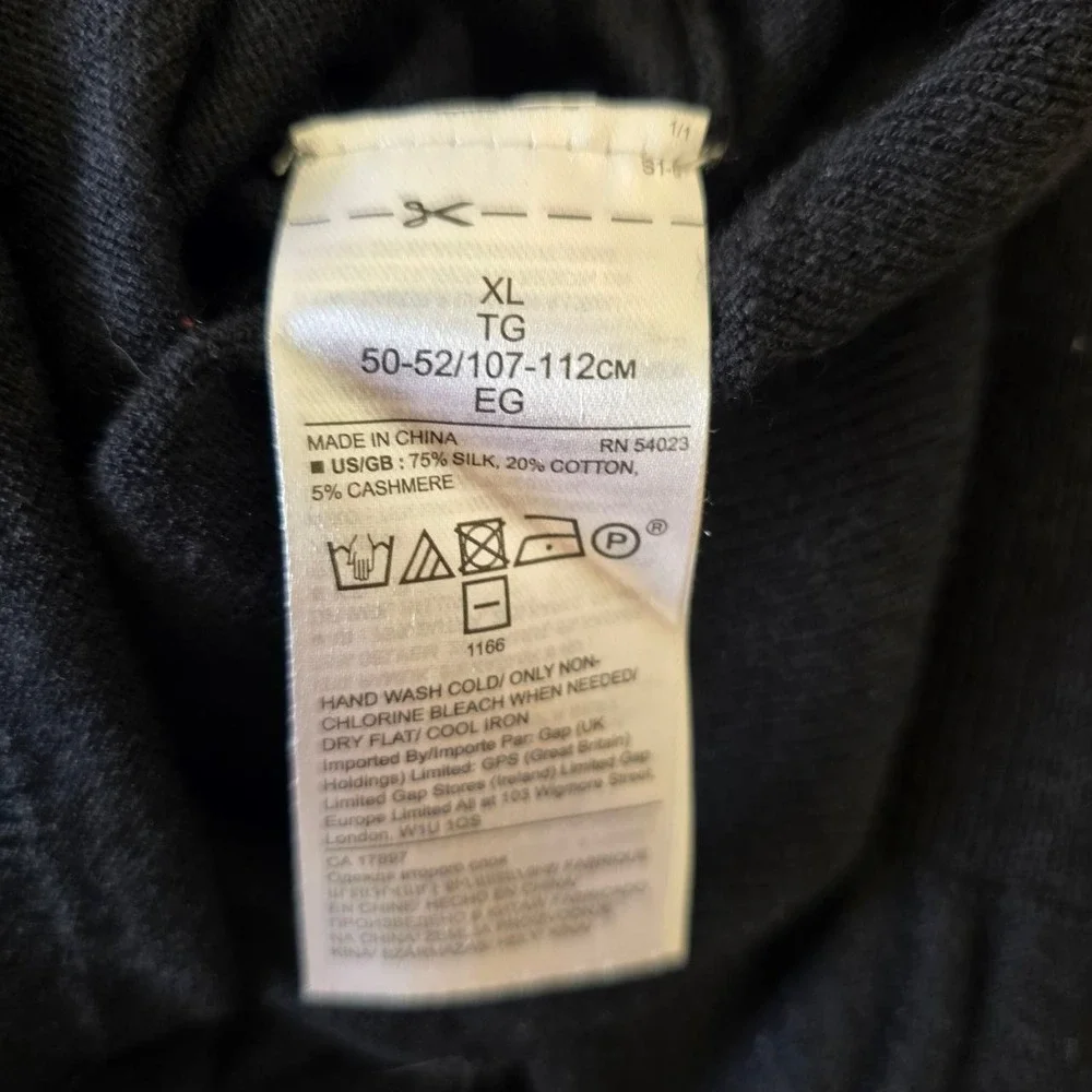 Banana Republic Mens Luxury Blend Silk Cotton Cashmere V-Neck Sweater‎ Black XL